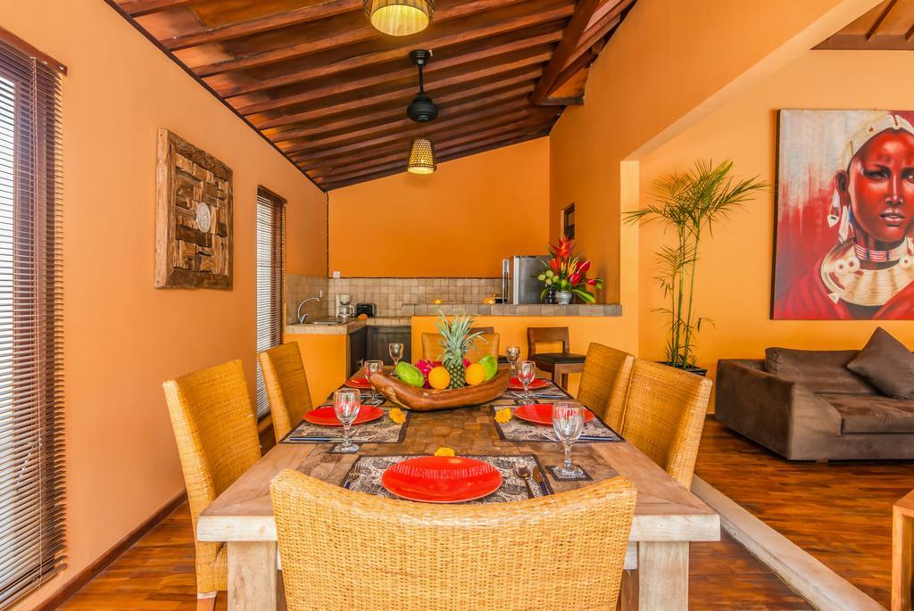 Villa Bisi Seminyak Szoba fotó