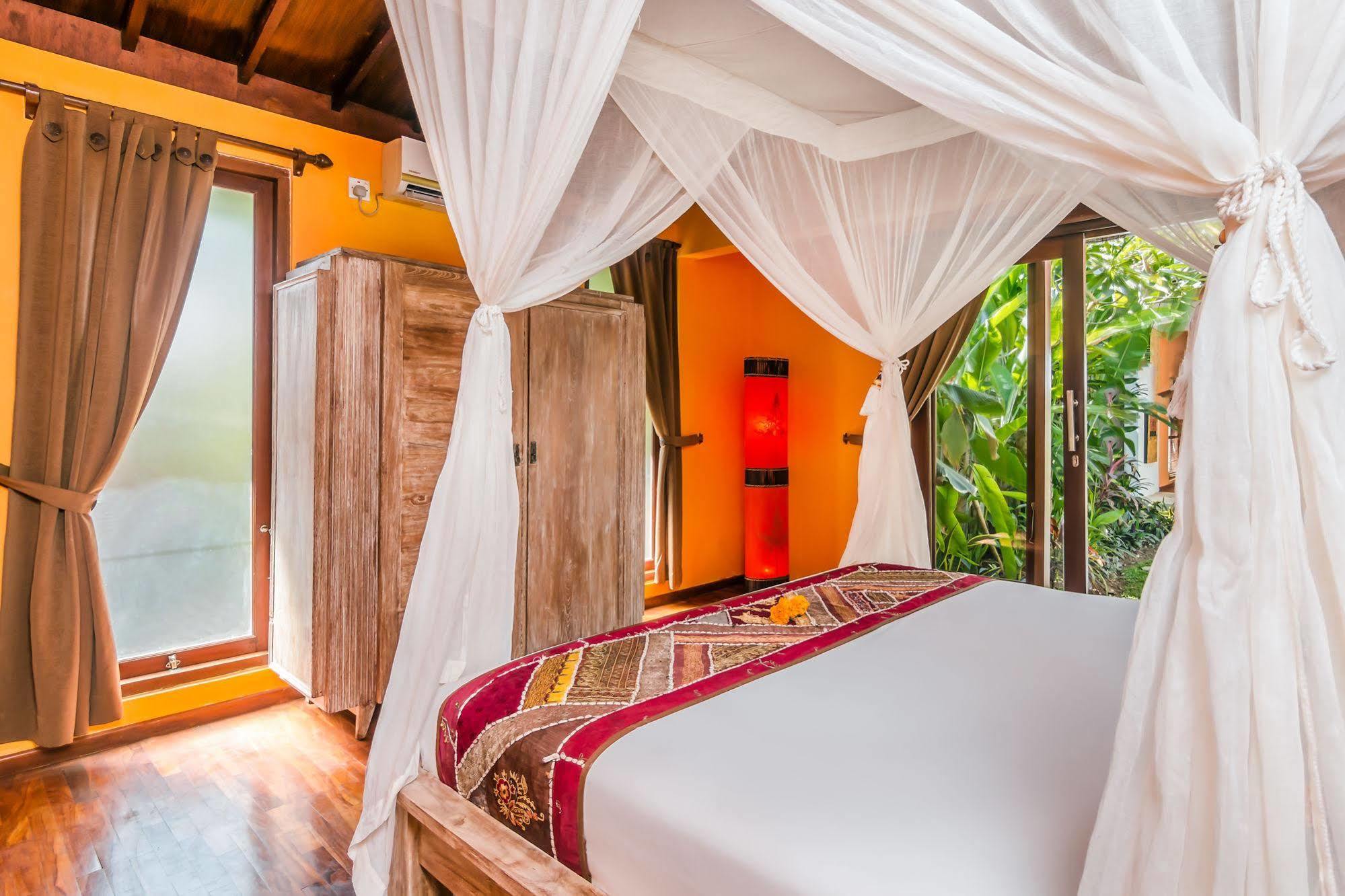 Villa Bisi Seminyak Kültér fotó